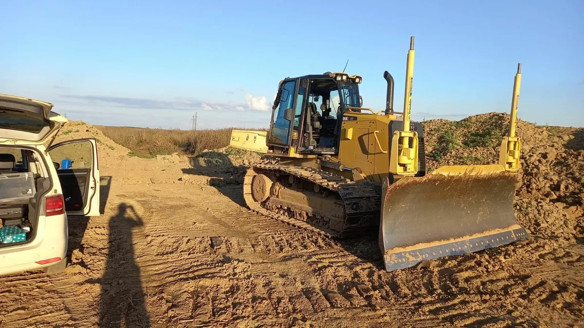 TRUKS MACHINERY AND AGRO - Image 4