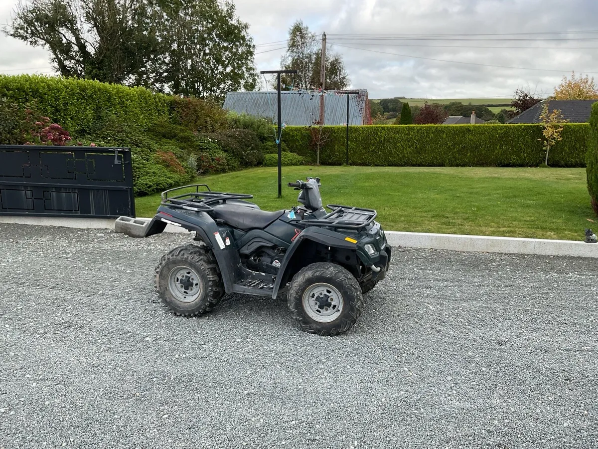 2013 Outlander Quad bike - Image 1