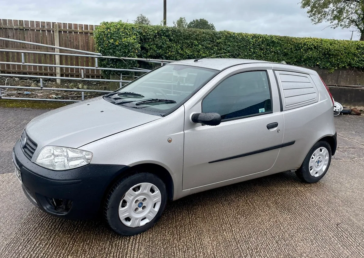 2004 Fiat Punto Van - Image 1