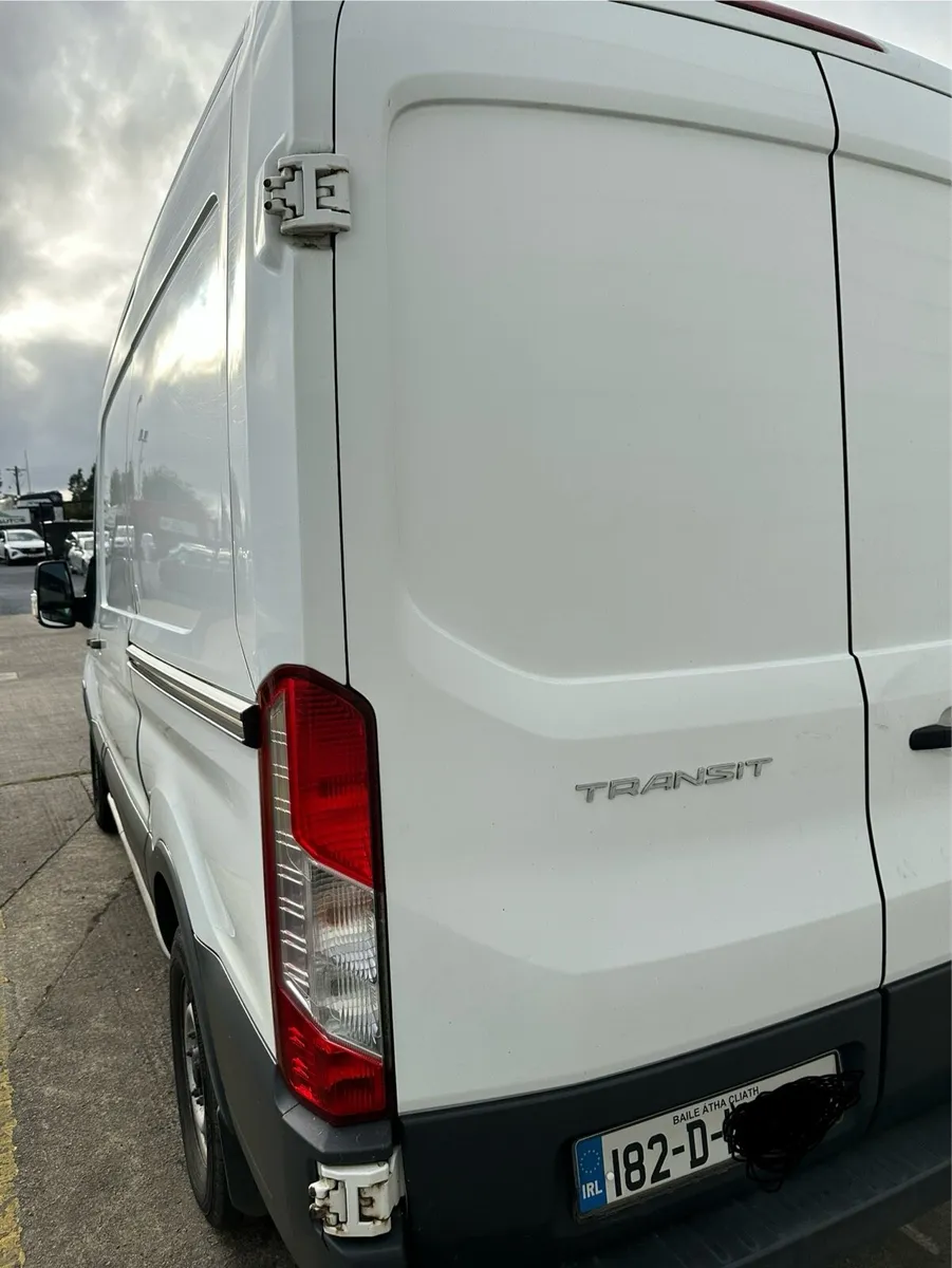 2018 Transit (twin fridge) Not Crashed - Image 2