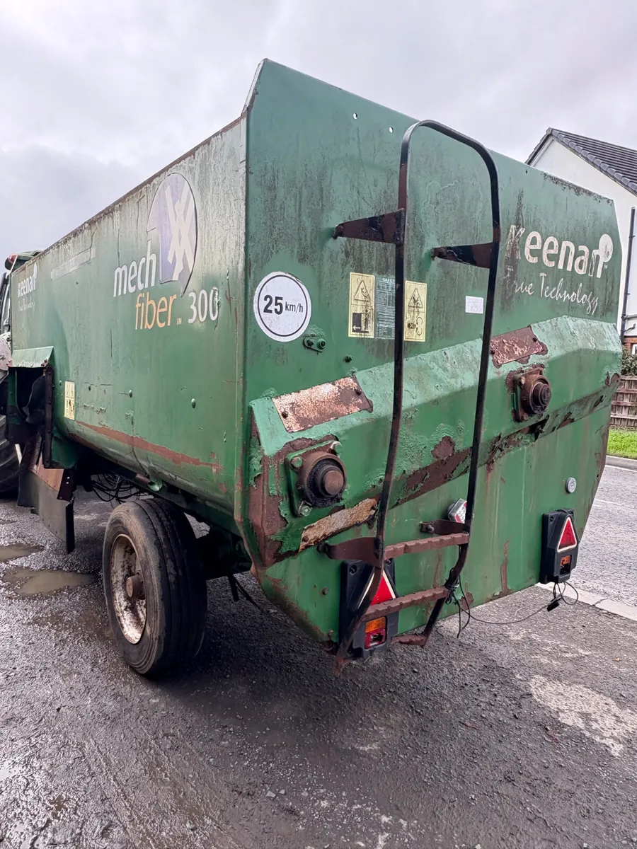 Keenan 300 mech fiber diet feeder - Image 2