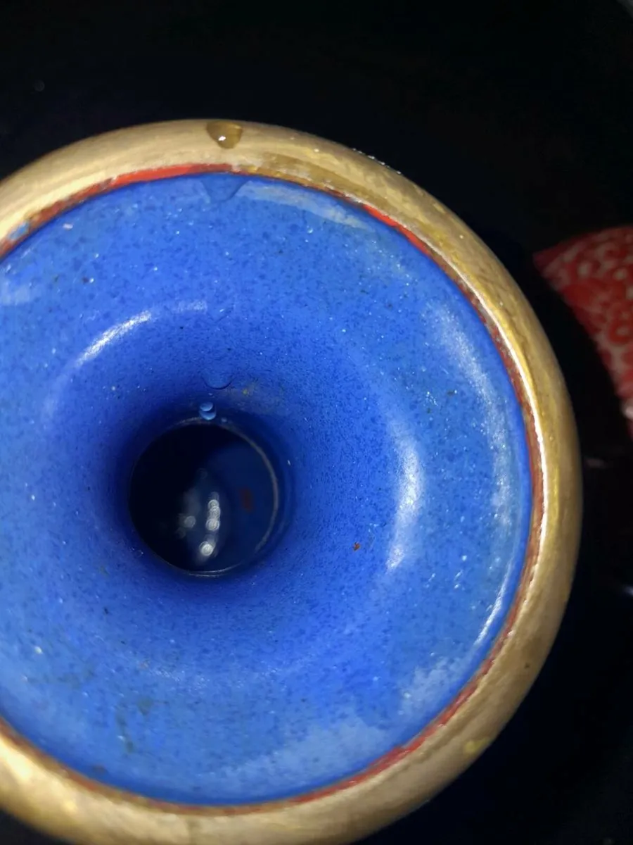 Pair of al Cinnabar blue enamel hand carved vases - Image 2