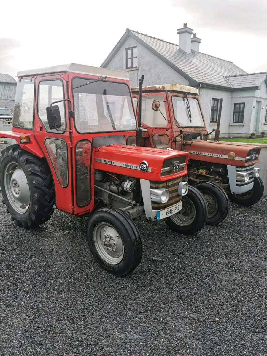 2 x Massey Ferguson 135 - Image 1