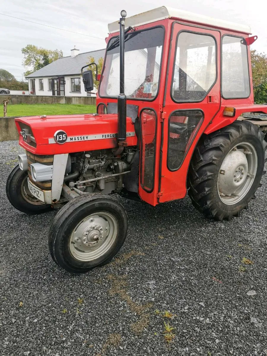2 x Massey Ferguson 135 - Image 4
