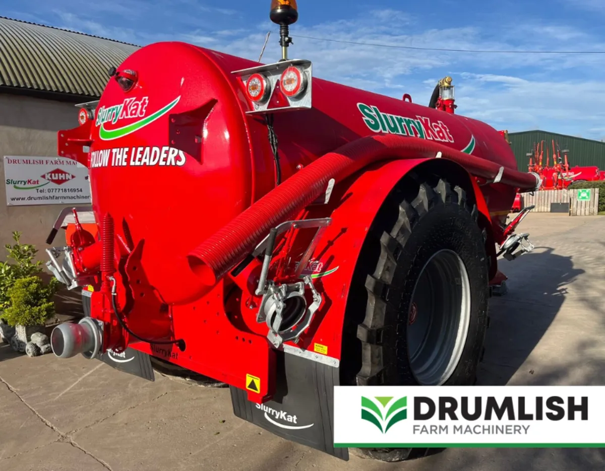 New 2025 1600 Gallon SlurryKat Tanker - Image 1