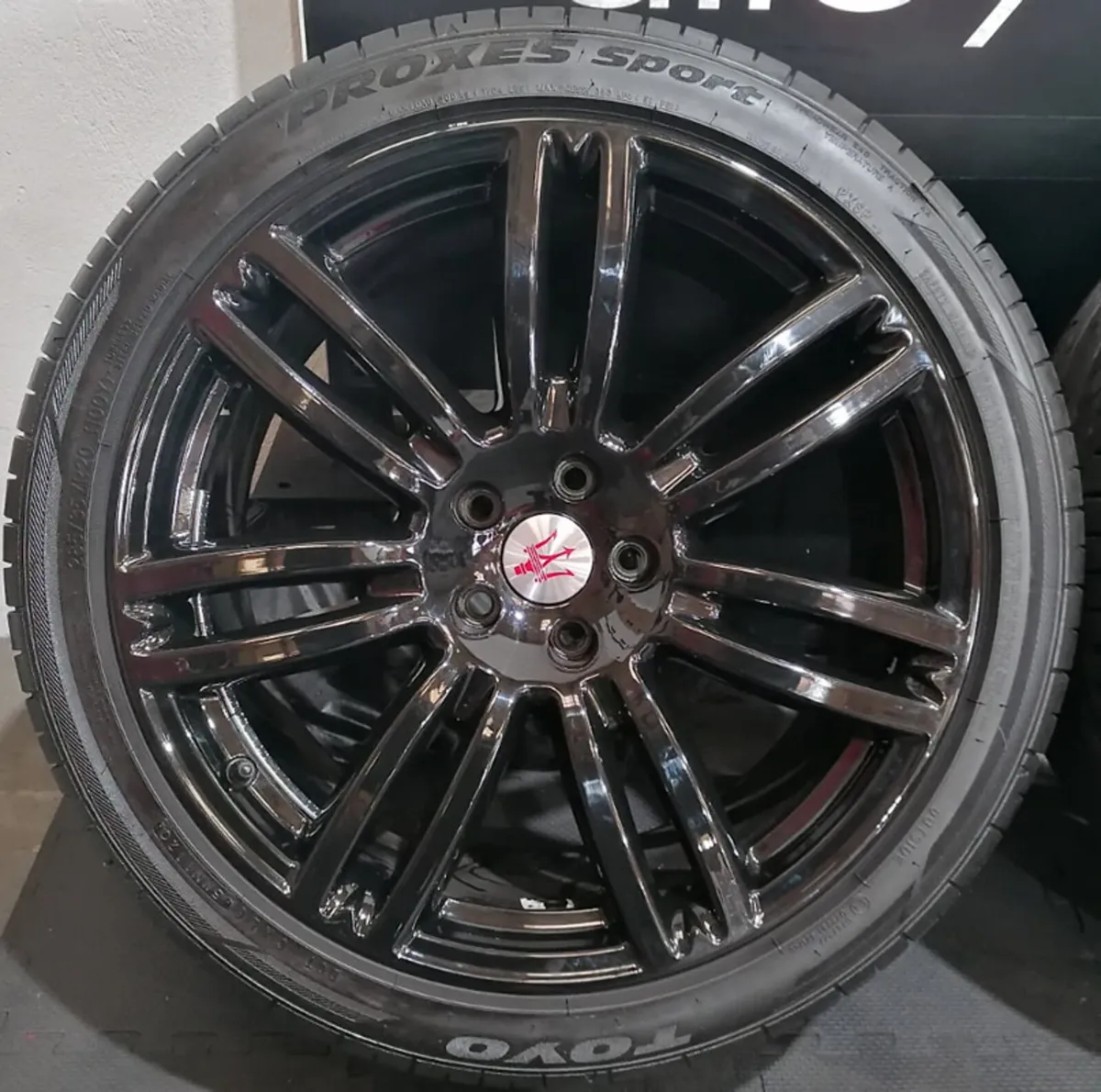 20" GENUINE MASERATI GHIBLI WHEELS/ TYRES 67001686 - Image 2