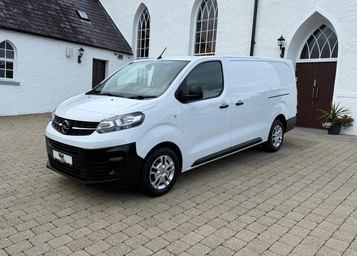 2023 Opel Vivaro Dynamic 2900 LWB 100bhp - Image 3