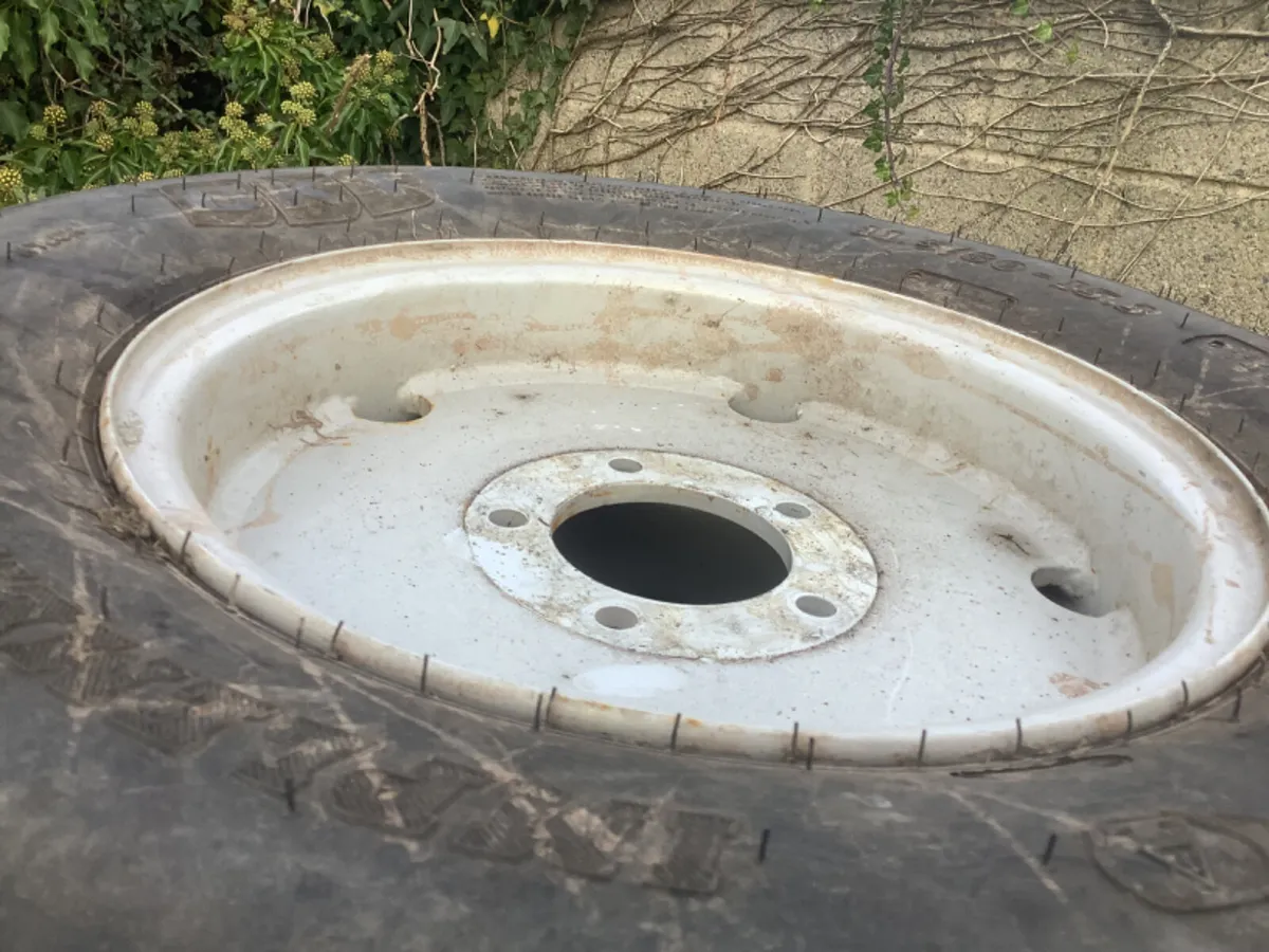Implement tyres - Image 3