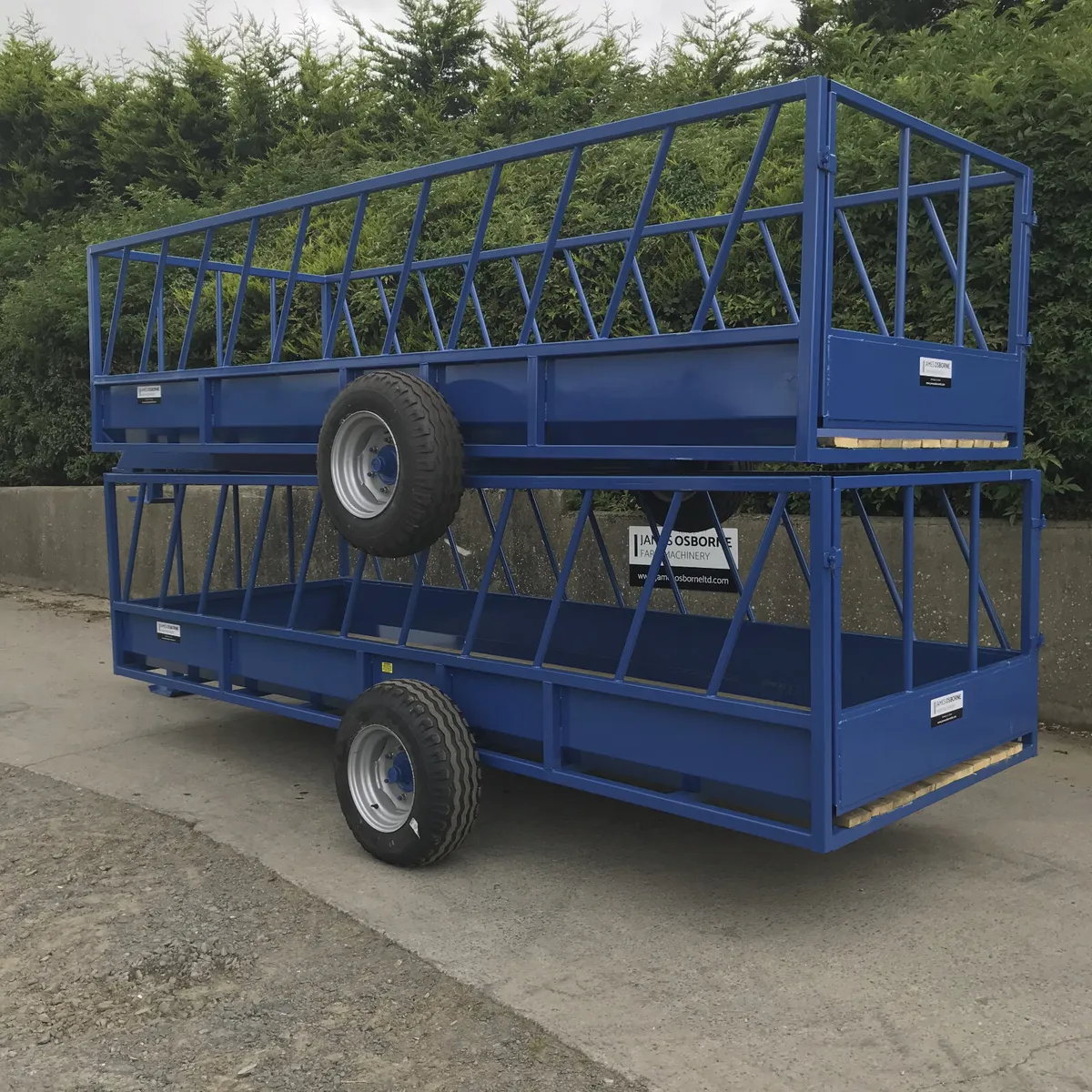 Osborne 15'6" cattle feeding trailer - NEW - Image 2