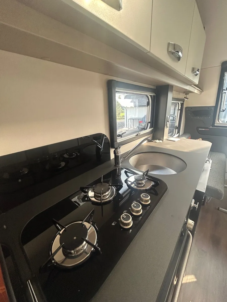 Caravan Swift Basecamp 6 - Image 4