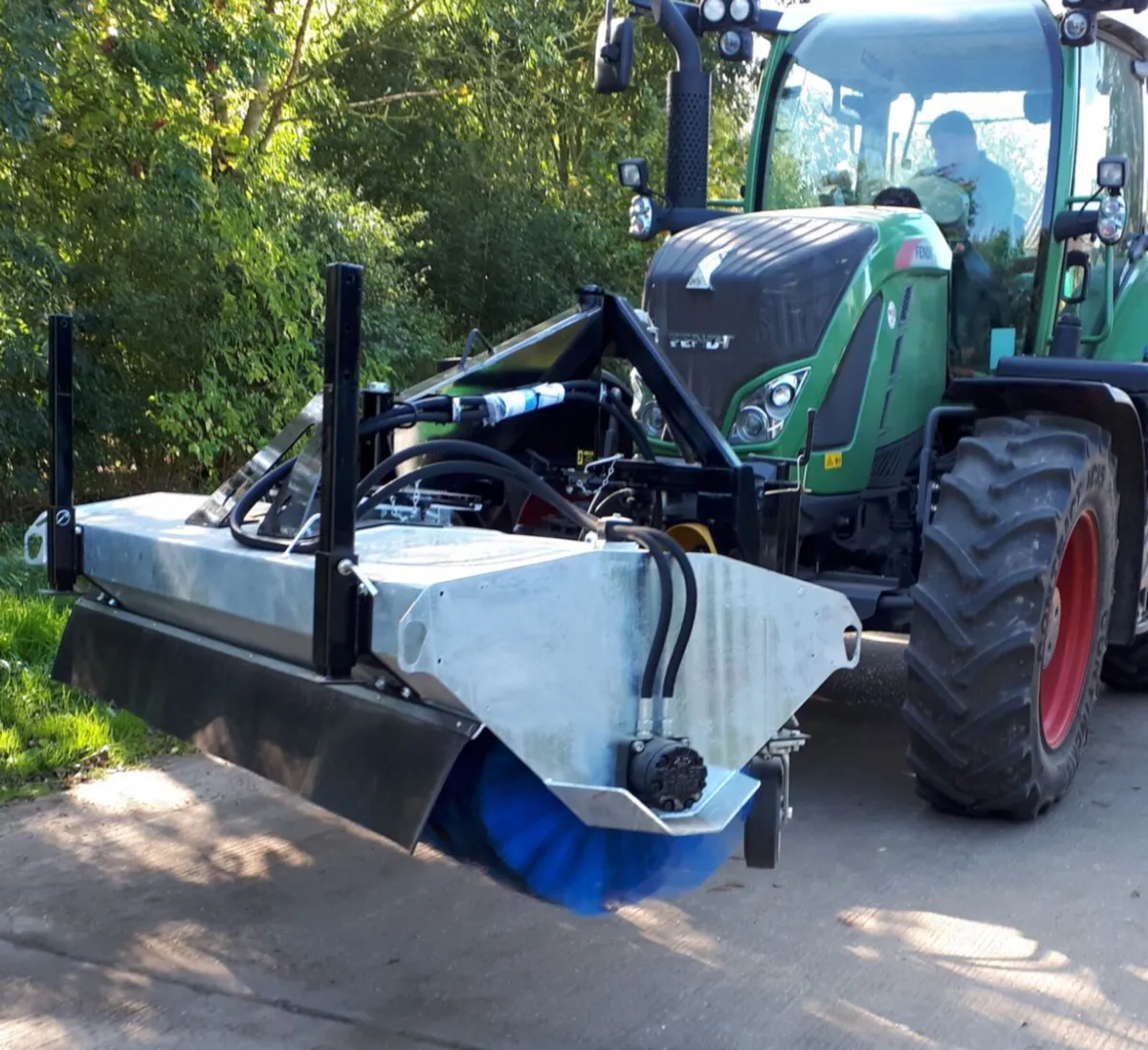 Sutton Contractor Sweepers - Image 1