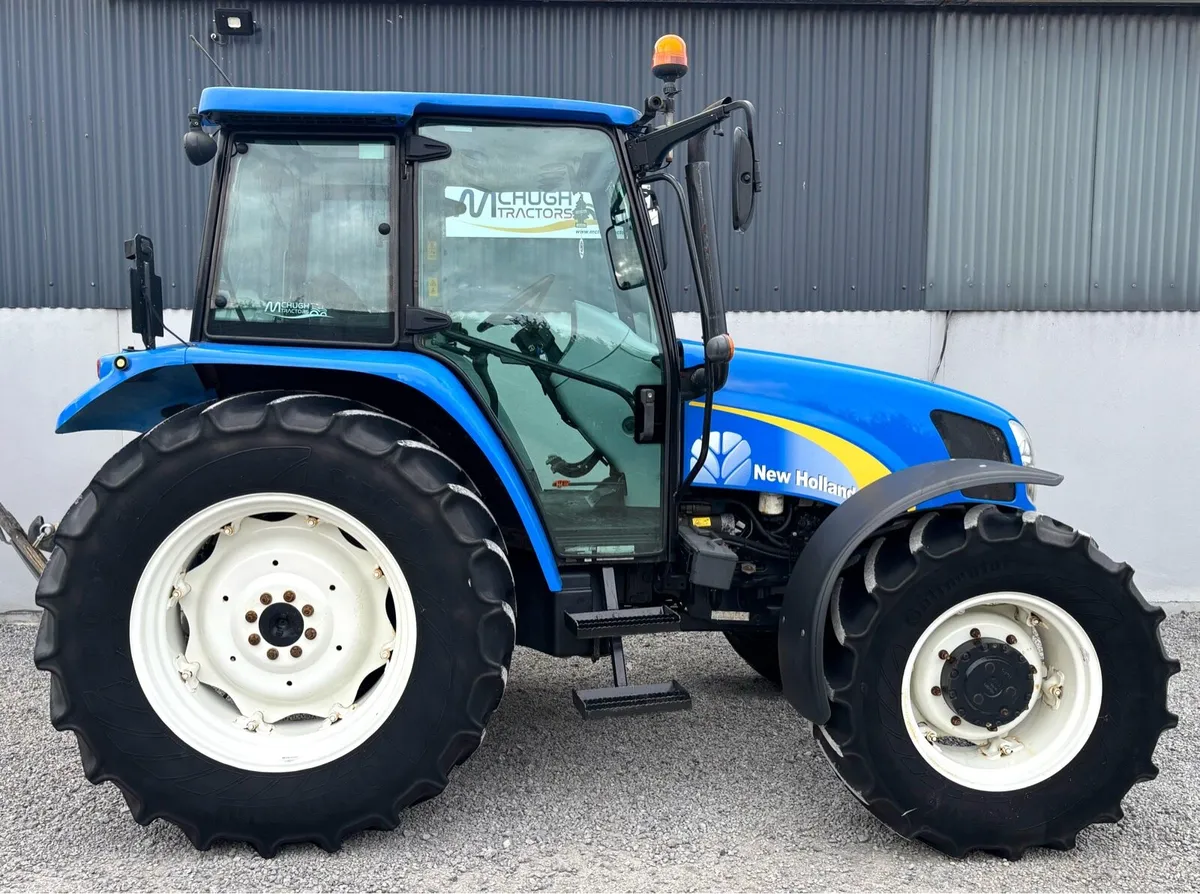 NEW HOLLAND T5070  *** LOW HOURS*** - Image 4
