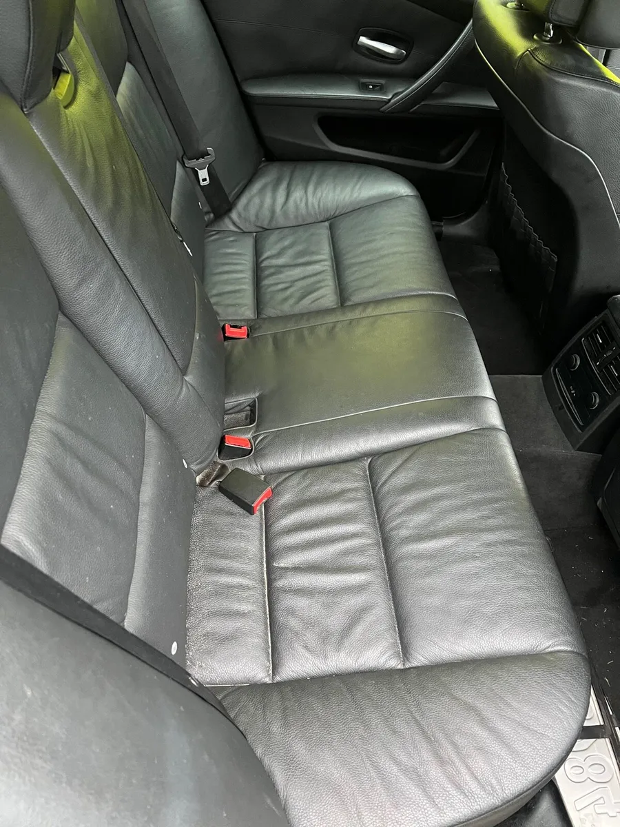 Breaking bmw 520 M sport 2009 e60 a52/7 n47d20a - Image 4