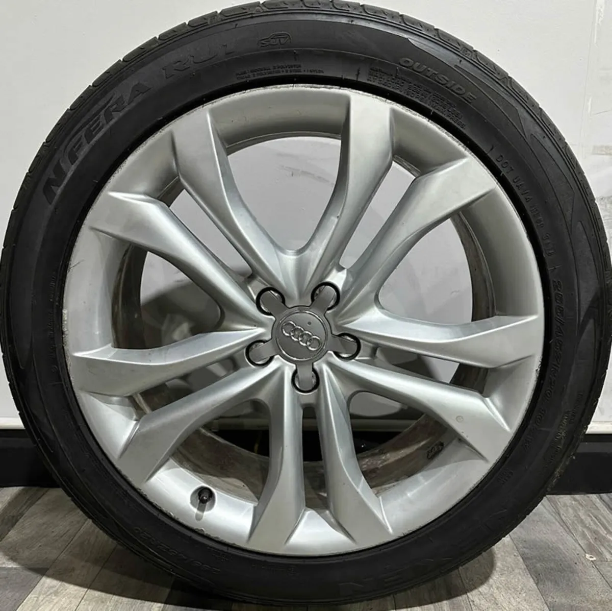 20" GENUINE OEM AUDI Q5 ALLOY WHEELS & TYRES - Image 4