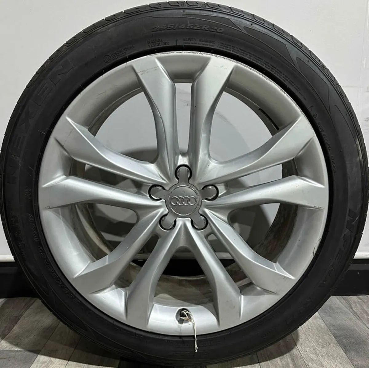 20" GENUINE OEM AUDI Q5 ALLOY WHEELS & TYRES - Image 2