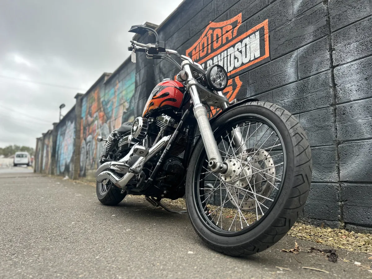 2012 HARLEY-DAVIDSON Dyna Wide Glide - Image 4