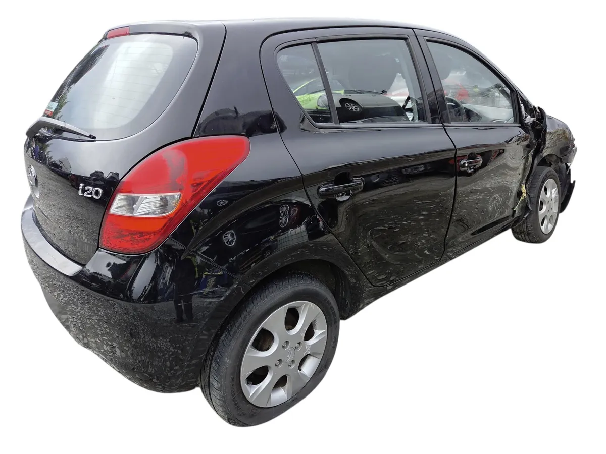 2011 HYUNDAI I20 For Breaking/Dismantling - Image 3