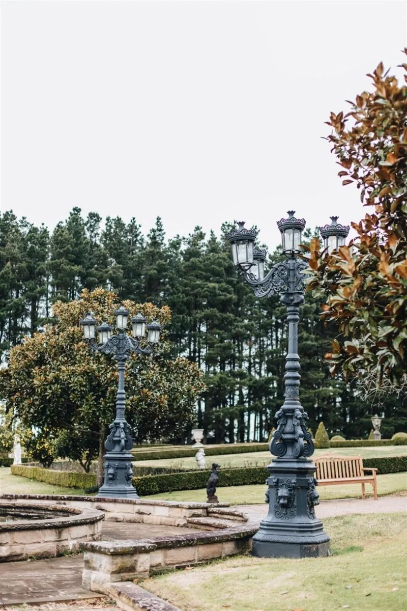 CAST IRON LAMPS 300CM - Image 1