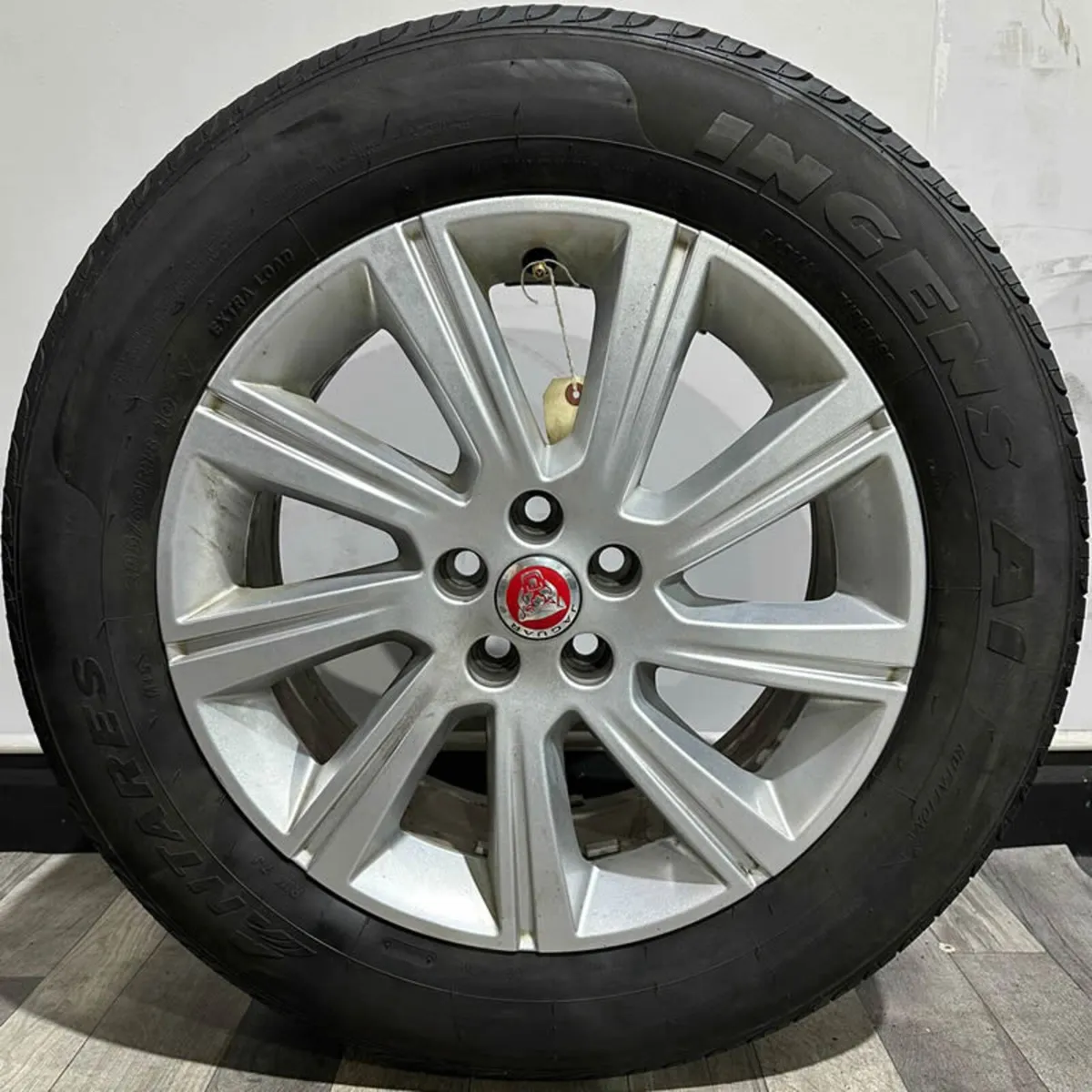 18" Genuine Jaguar E Pace Alloy Wheels & Tyres - Image 2