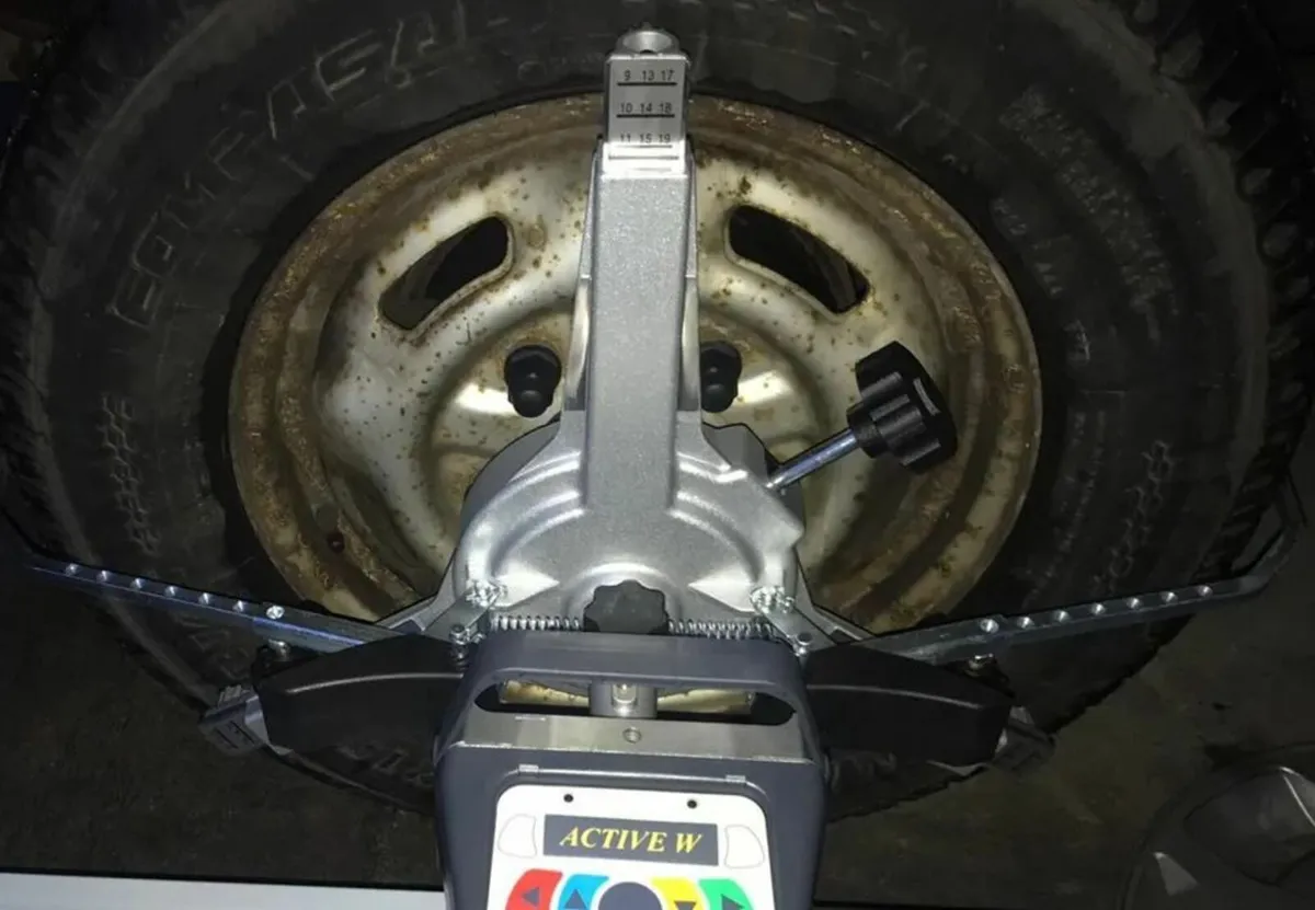 RAVAGLIOLI 8 CCD Car Tire Wheel Alignment System - Image 4
