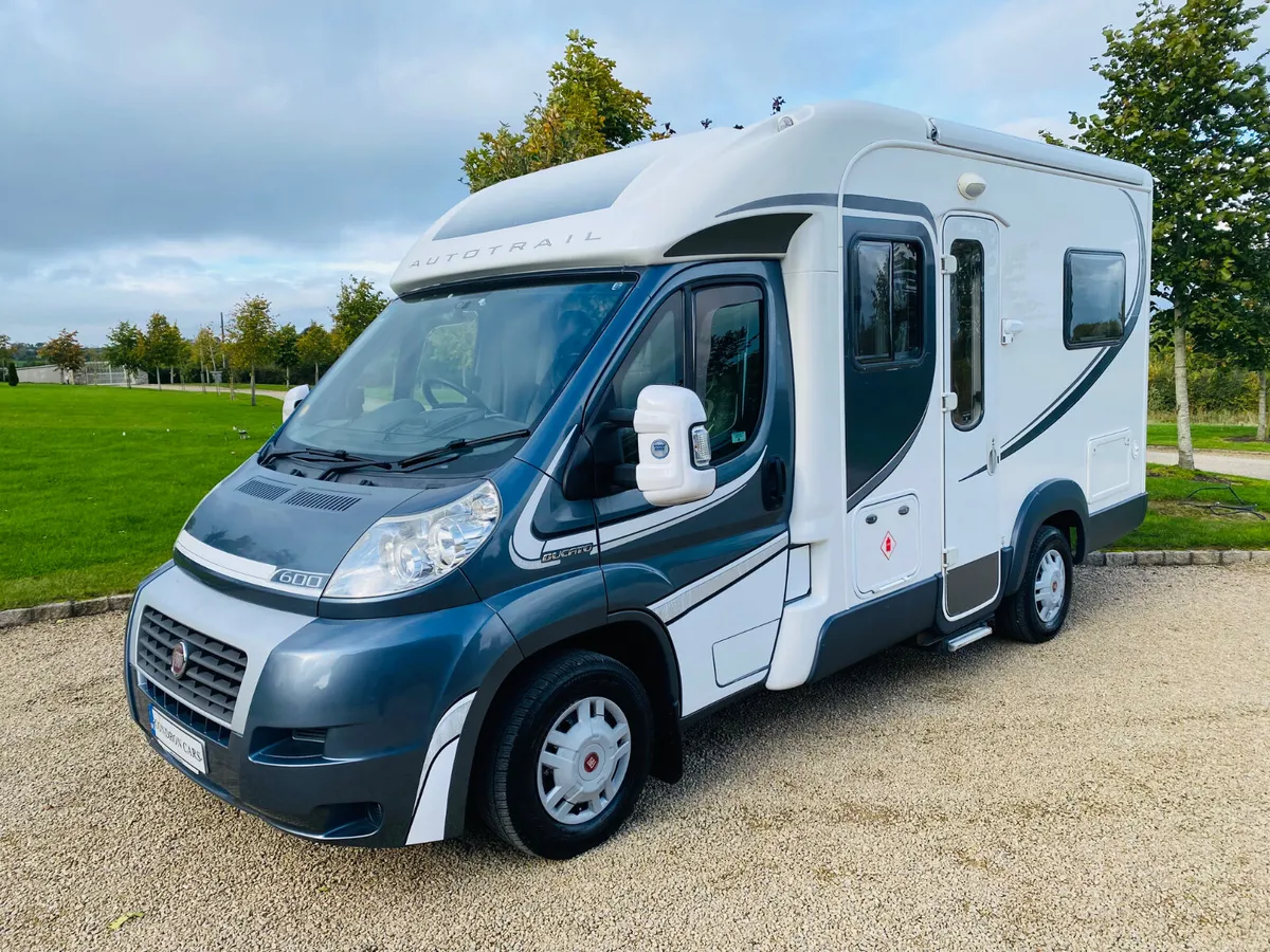 2011 AUTOTRAIL EXCEL 600 LOW PROFILE 3.0 AUTO - Image 1