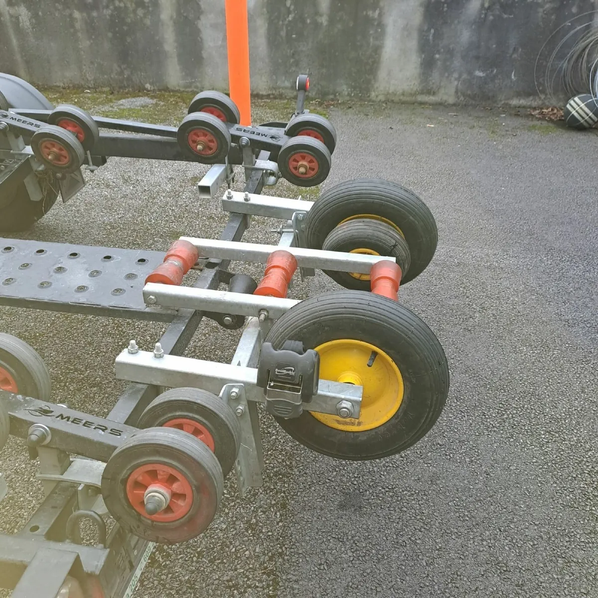 Boat Centering Roller Guide - 2nd Hand - Image 3