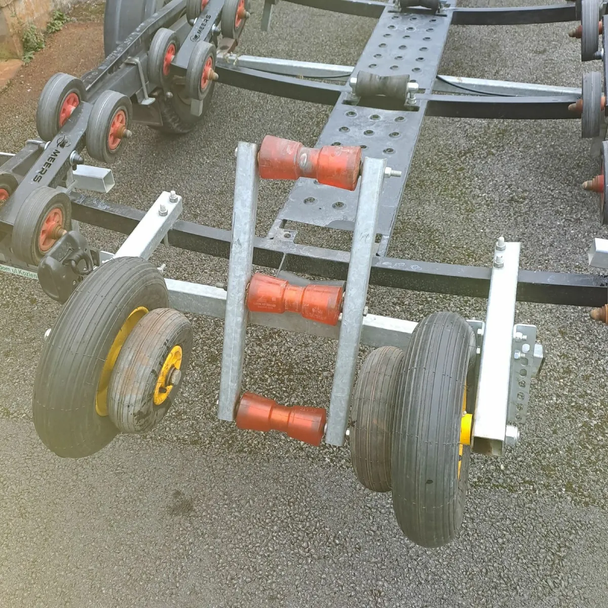 Boat Centering Roller Guide - 2nd Hand - Image 1