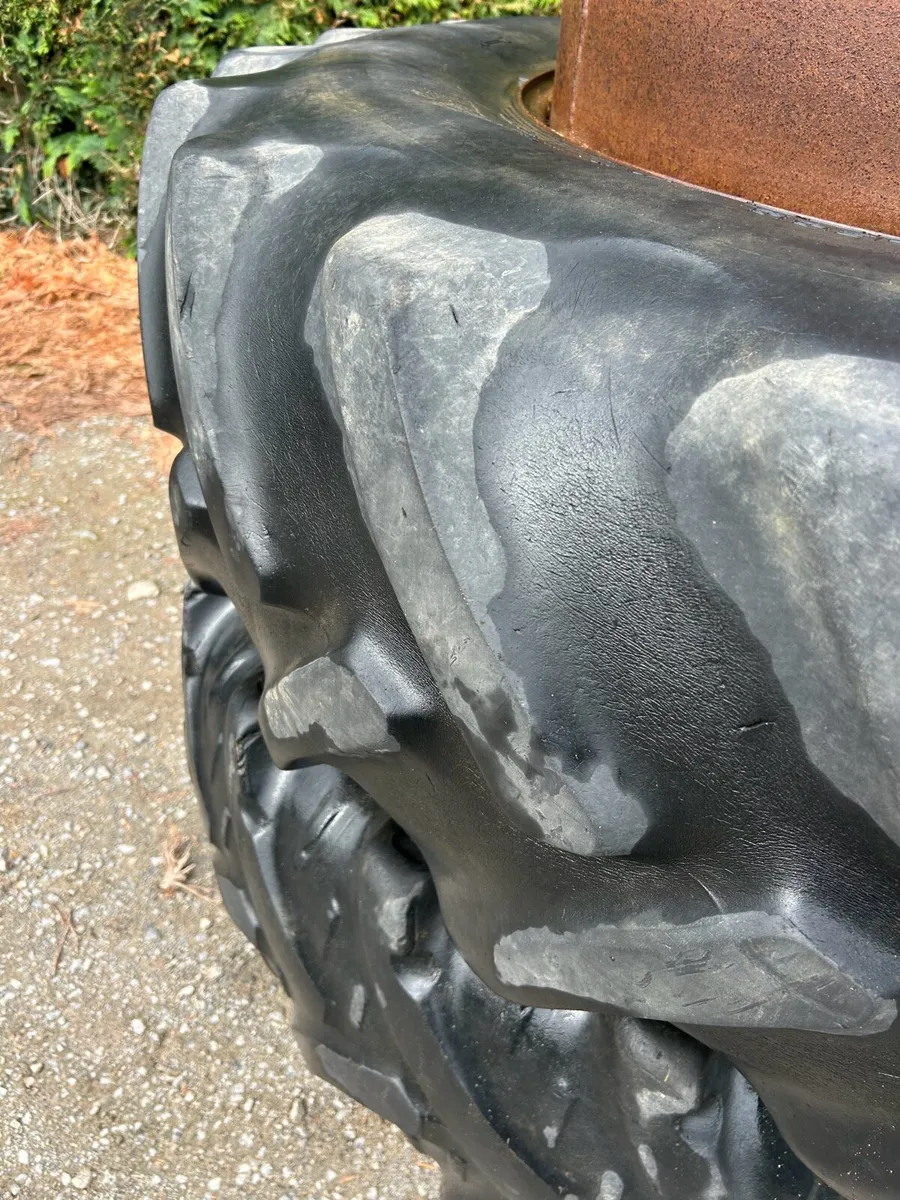 Stocks dual wheels - Image 2