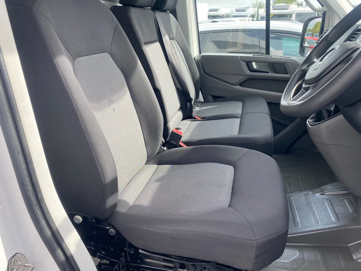 2021 VOLKSWAGEN CRAFTER 2.0 TDI LUTON BOX&TAILLIFT - Image 4