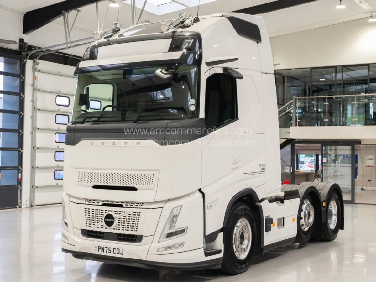 2025 (75) VOLVO FH 540 AERO GLOBETROTTER XL 6X2 MI - Image 3