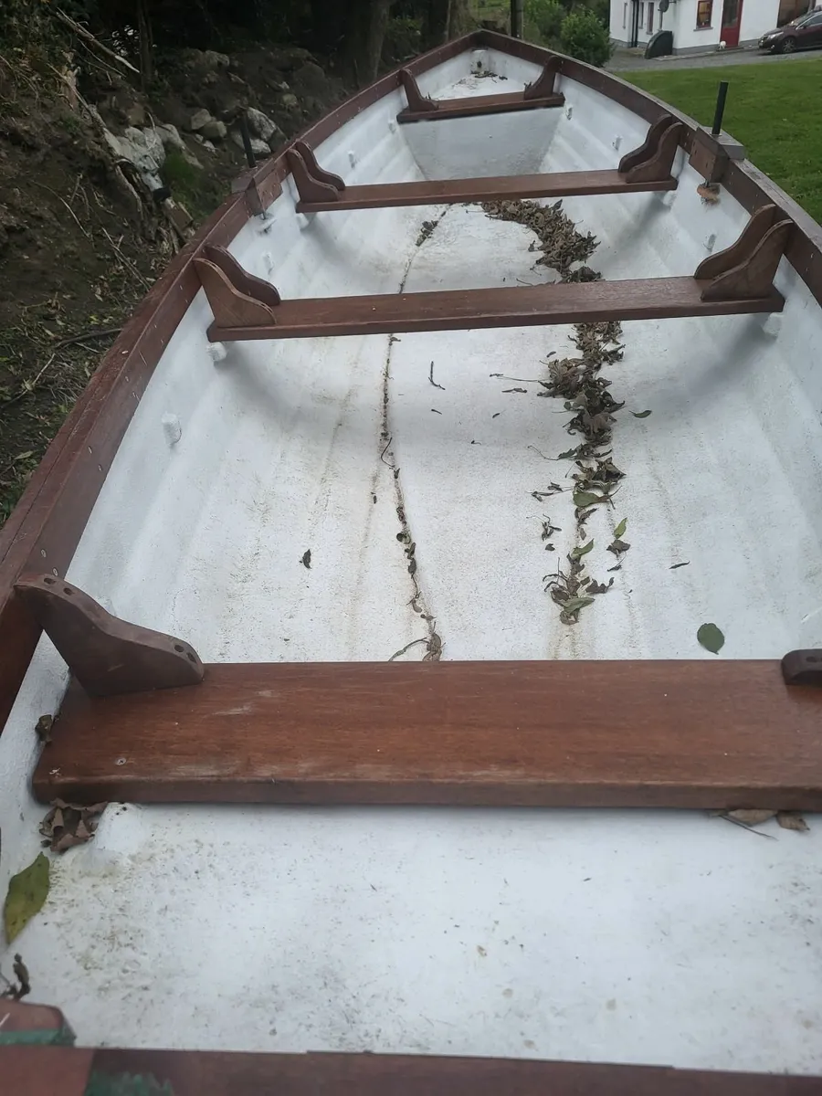 17ft shannon lake boat and trailer - Image 2