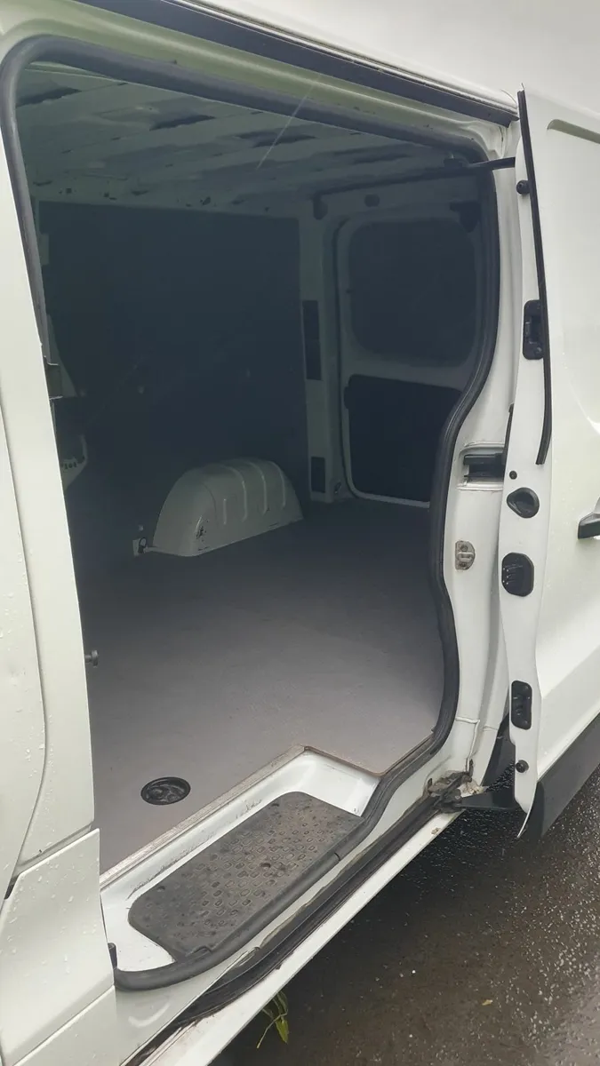 Opel Vivaro 2019 - Image 4