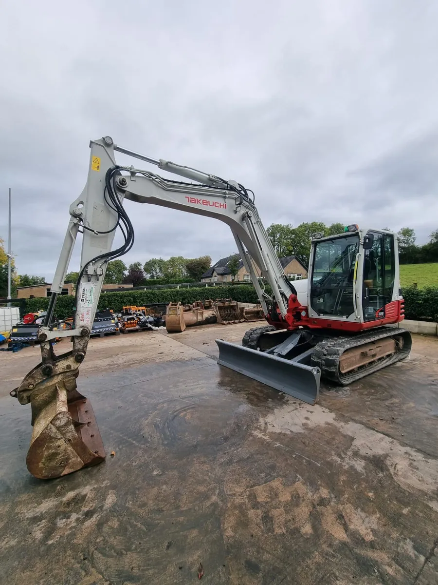 2016 TAKEUCHI TB290 - Image 1