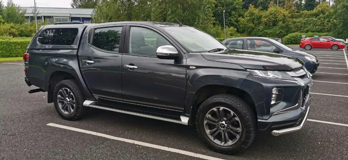 2020 Mitsubishi L200 - Image 2