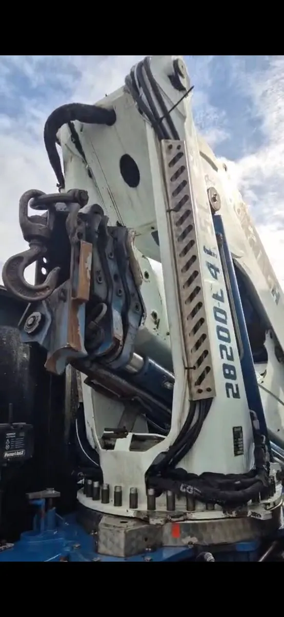 Crane 28tone meter - Image 1