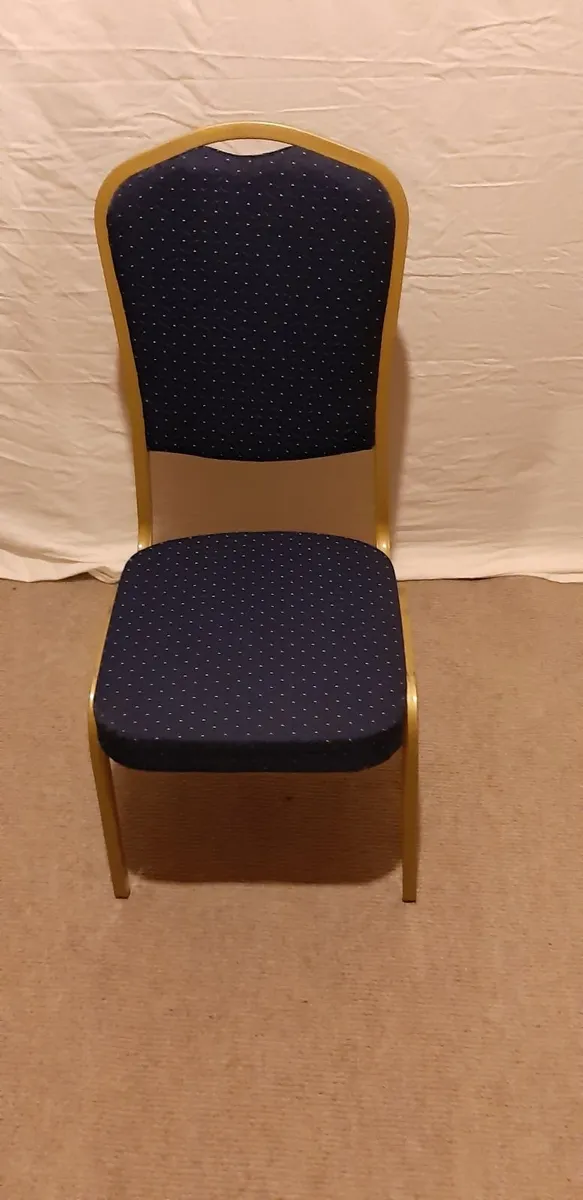 Banquet chairs - Image 1
