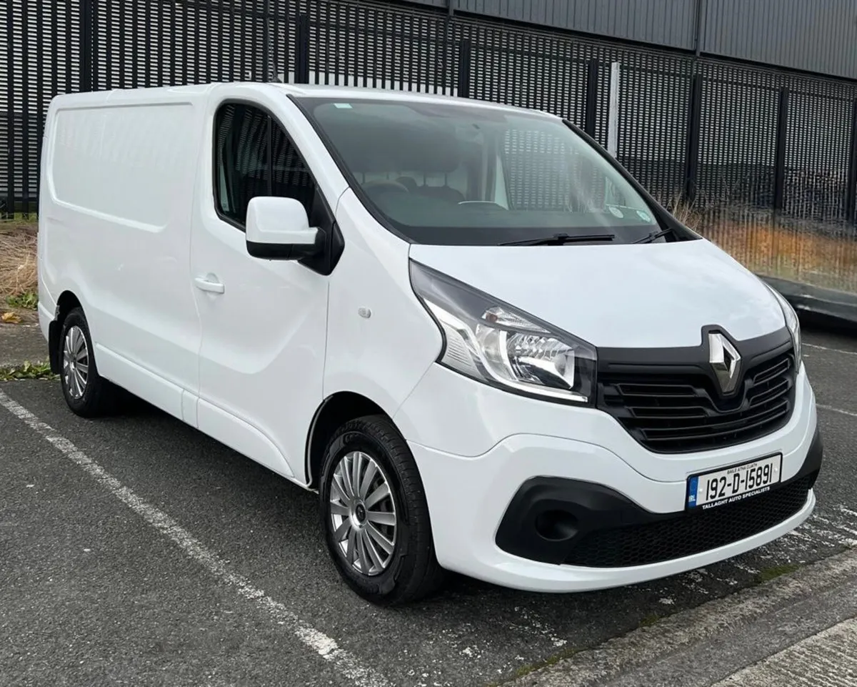 2019 Renault Trafic High Spec Low KLM’s - Image 1