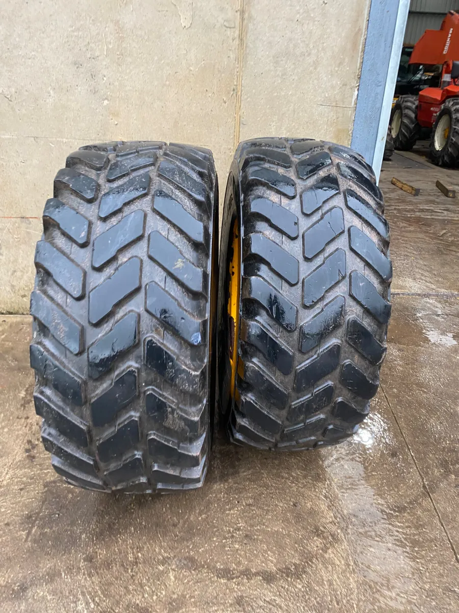 JCB LOADER TYRES - Image 4