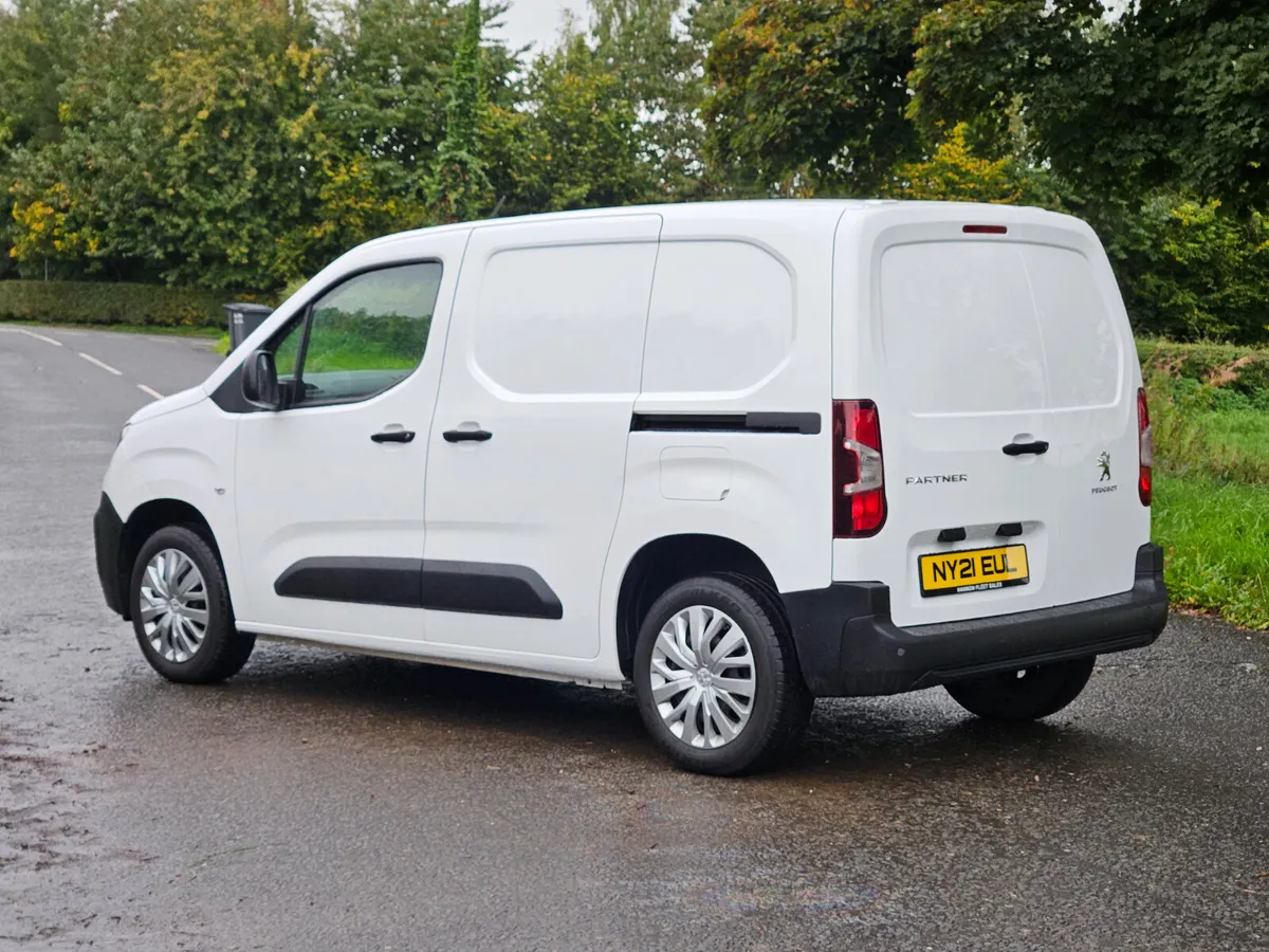 Peugeot Partner PROFESSIONAL 100BHP - Image 2