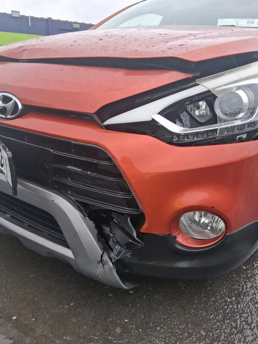 2016 Hyundai i20 - Image 3