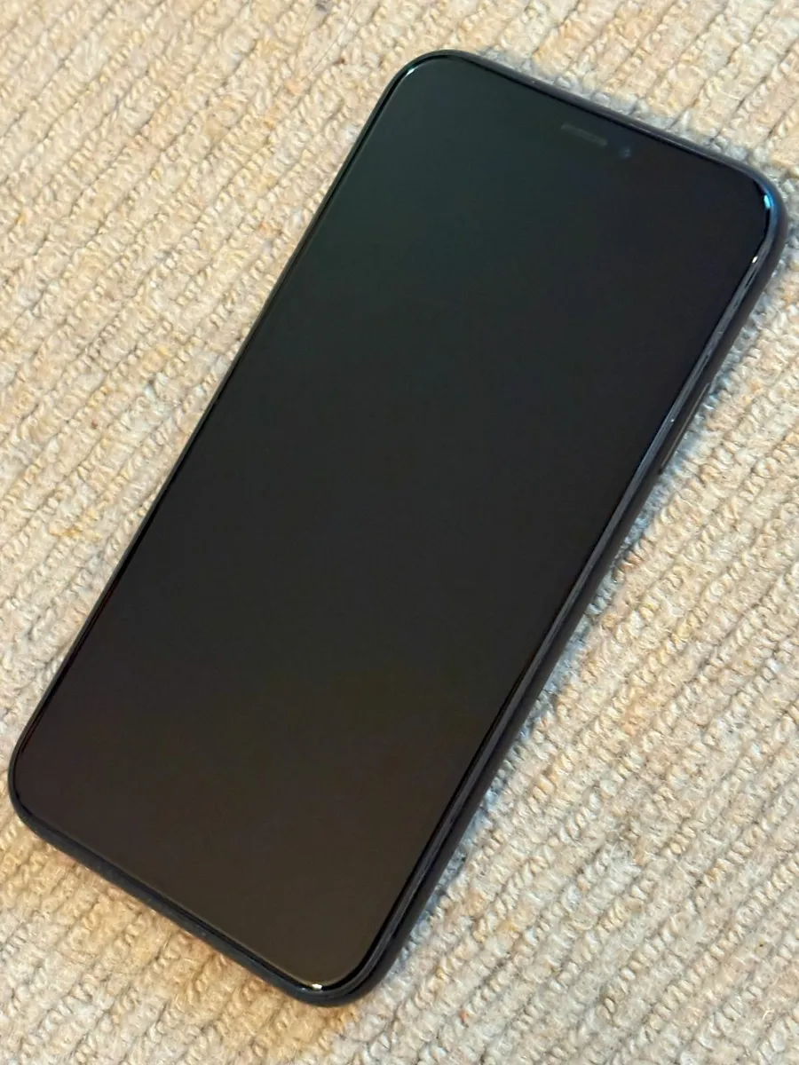 iPhone Xr 128GB - Image 4