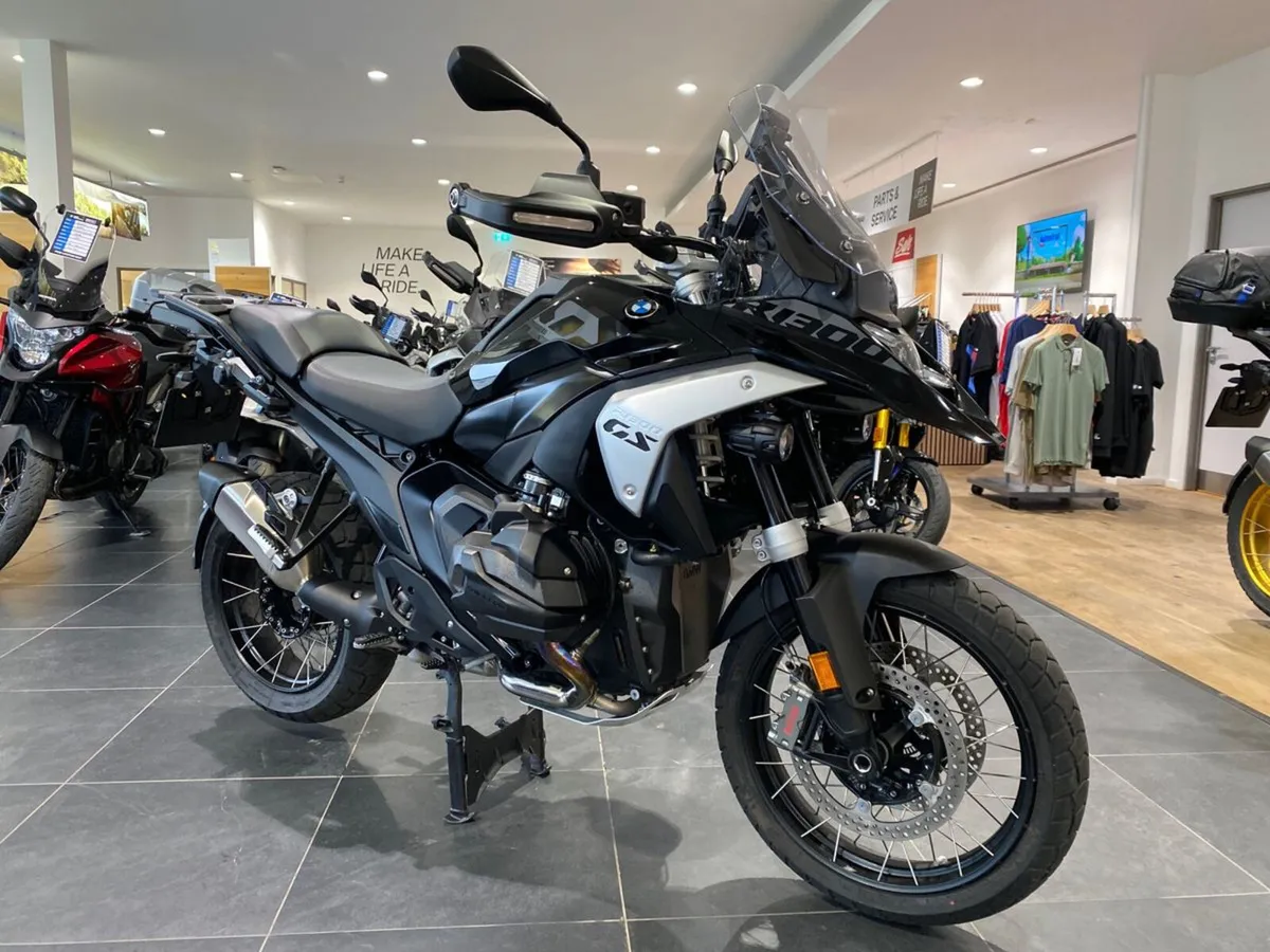 2025 BMW R1300GS TE with Riding Assist & Extras! - Image 3