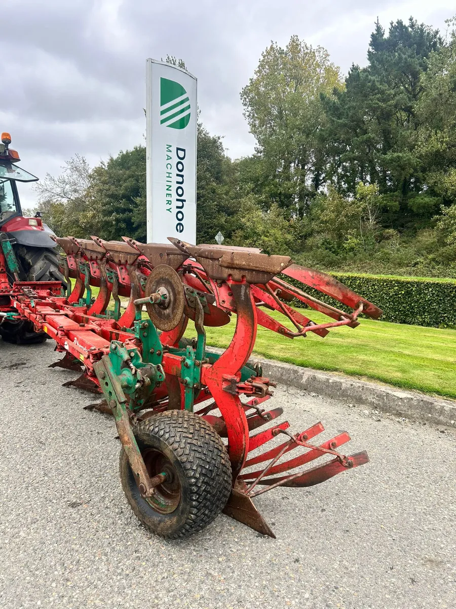 Kverneland ES80 5 Furrow Plough - Image 2