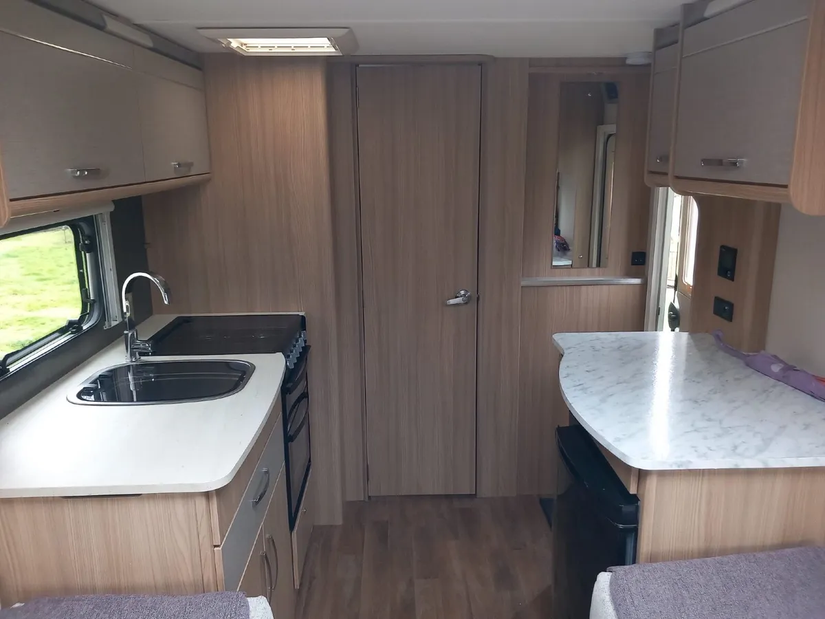 Caravan  for sale - Image 3