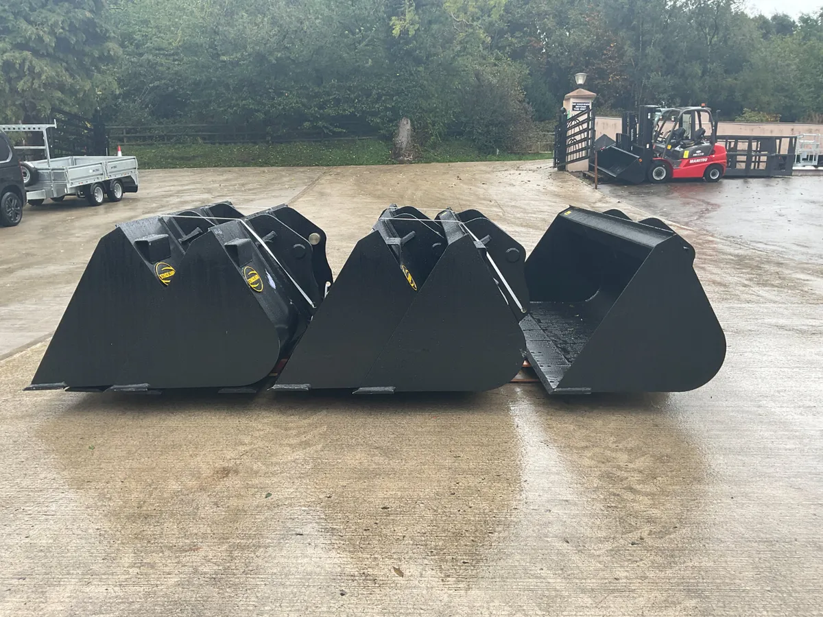 Manitou 90" / 1 Cubic Metre Bucket (Telehandler) - Image 1