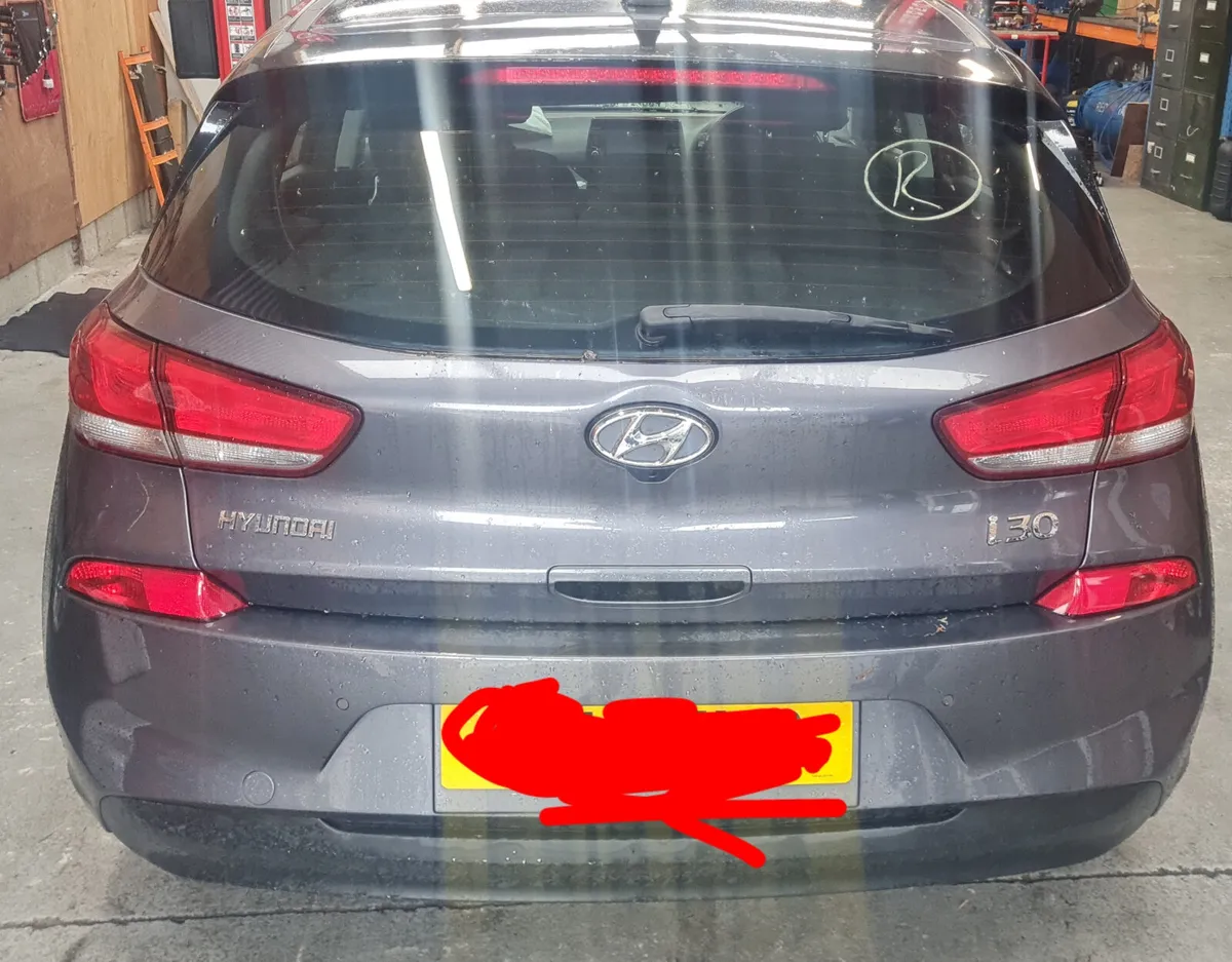 Hyundai i30 2018  for breaking - Image 3