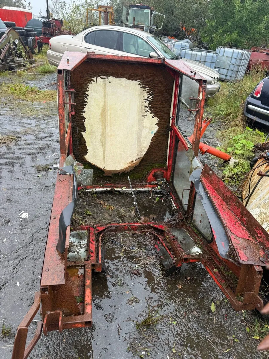Duncan Cab Massey Ferguson - Image 2