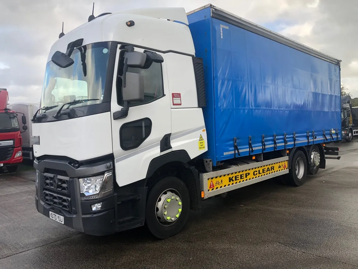 2021 Renault T Range 6x2 26 Ton curtianside - Image 2