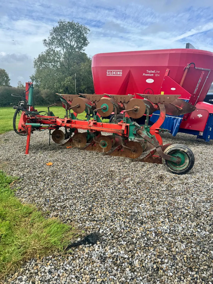 Kverneland ED85/240 Plough - Image 2