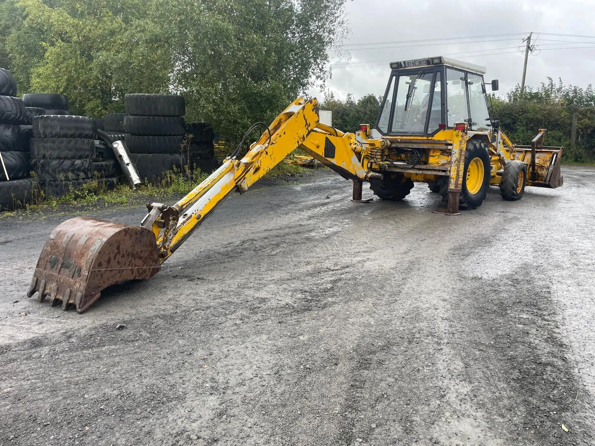 JCB 3CX Digger Loader - Image 3